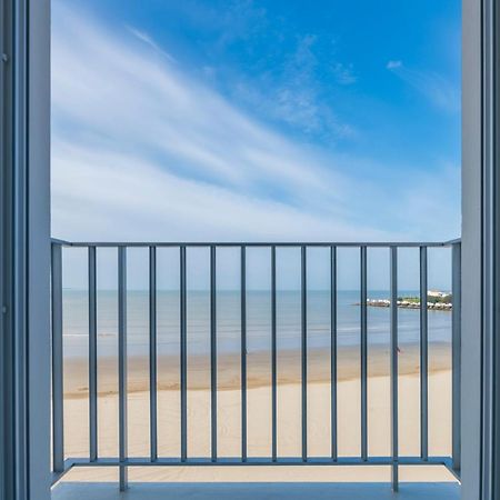 Cerise Royan - Le Grand Hotel De La Plage 外观 照片