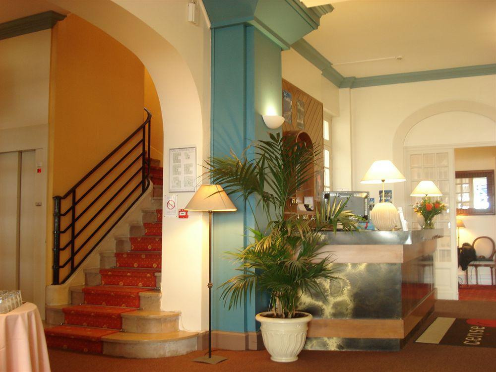 Cerise Royan - Le Grand Hotel De La Plage 外观 照片