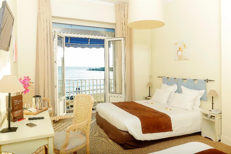 Cerise Royan - Le Grand Hotel De La Plage 外观 照片